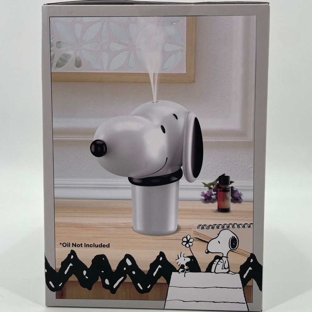 Peanuts Snoopy Ultrasonic Diffuser USB Powered 275ml 2 Mist Modes New sealed - Picture 2 of 7